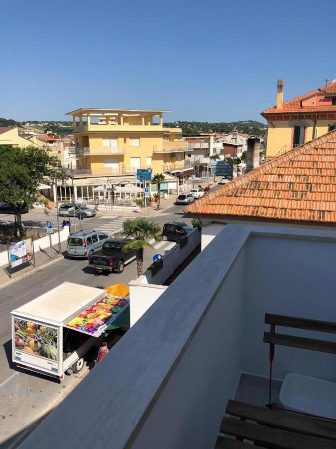 Rs305 - Marcelli, Nuovo Bilocale Fronte Mare Lejlighed Eksteriør billede